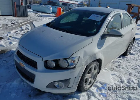 2016 Chevrolet Sonic Ltz Auto из США, поврежденный, VIN 1G1JE5SB5G4143653